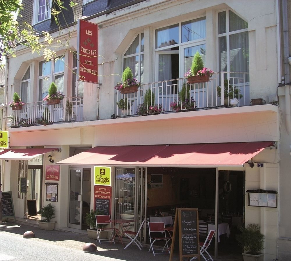 Hotel Les Trois Lys Azay-le-Rideau Exterior photo