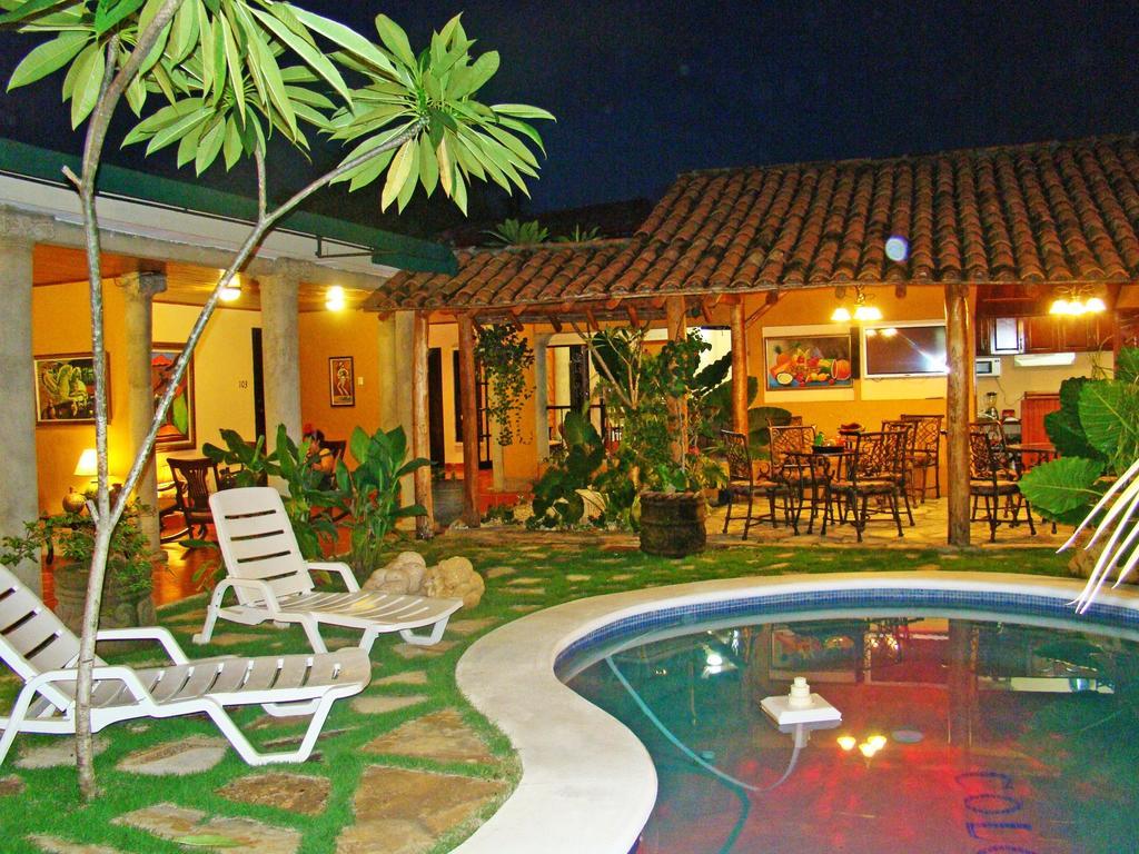 Hotel Colonnade Nicaragua Managua Exterior photo