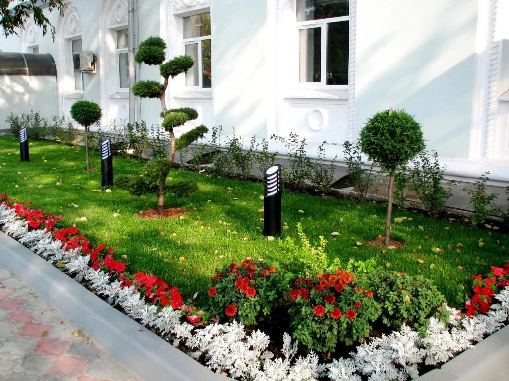 Moscow Holiday Hotel Exterior photo