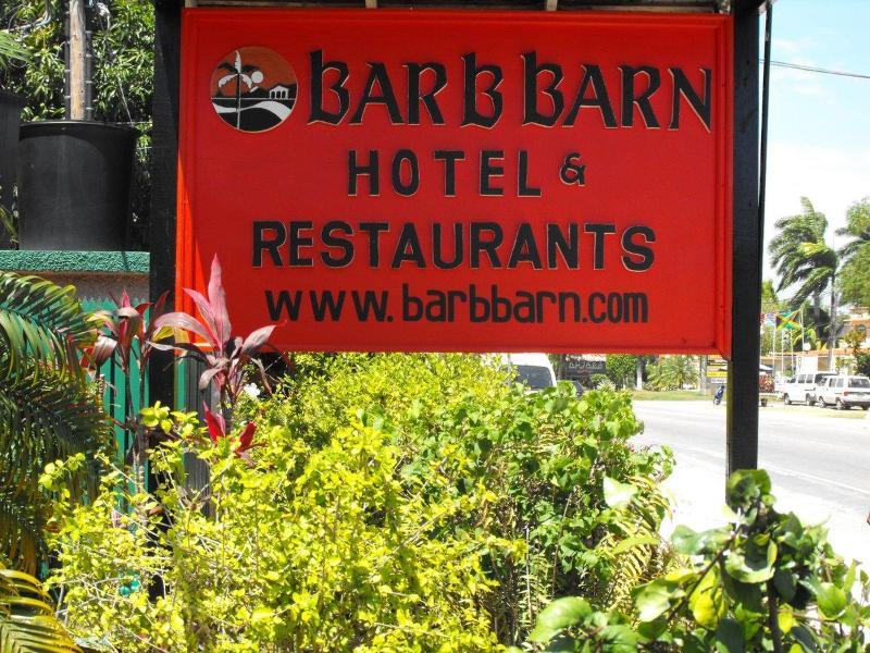 Bar-B-Barn Beach Hotel Negril Exterior photo