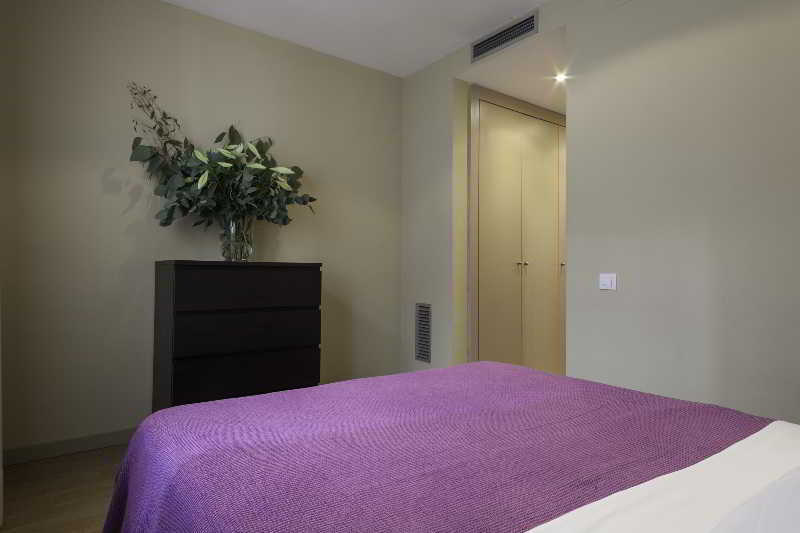 Short Stay Group Camp Nou Serviced Apartments Barcelona Exterior photo