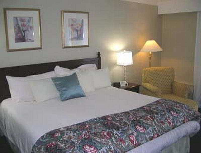 Fairfield Inn & Suites By Marriott Cape Cod Hyannis Room photo