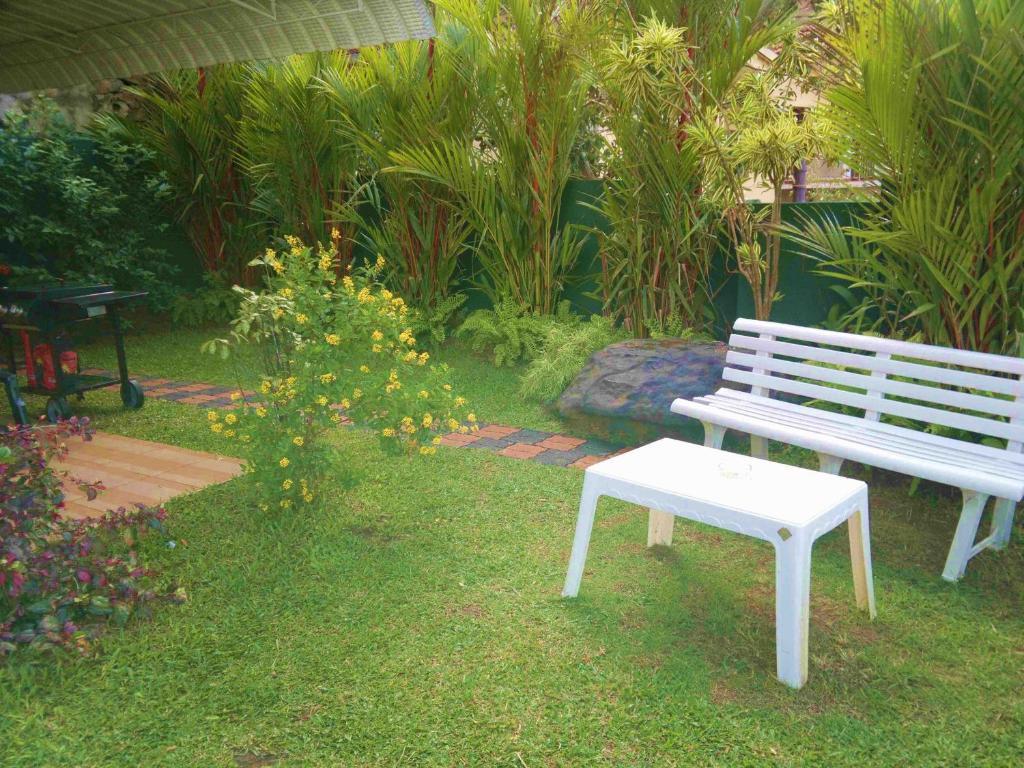 Kandy Royal Resort Exterior photo