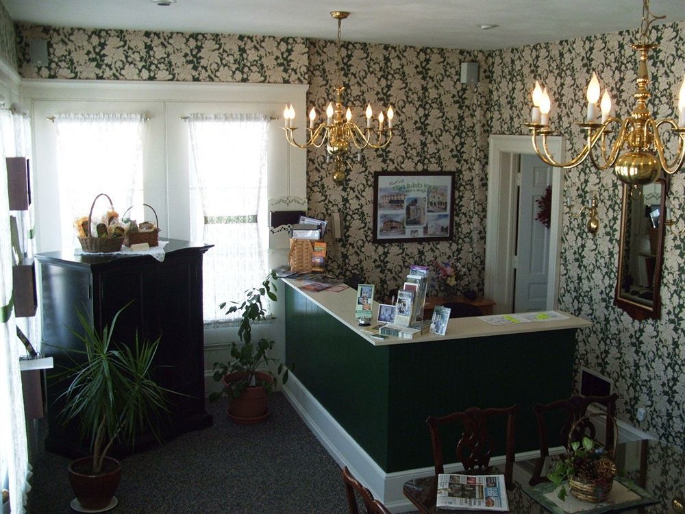 The Rochester Inn Sheboygan Falls Interior photo
