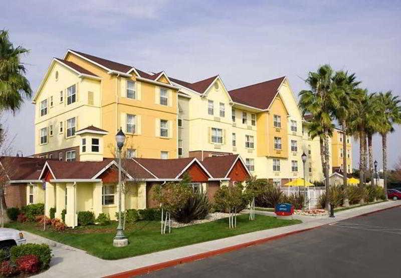 Towneplace Suites Newark Silicon Valley Exterior photo