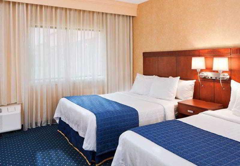 Courtyard By Marriott Baltimore BWI Airport Linthicum Room photo