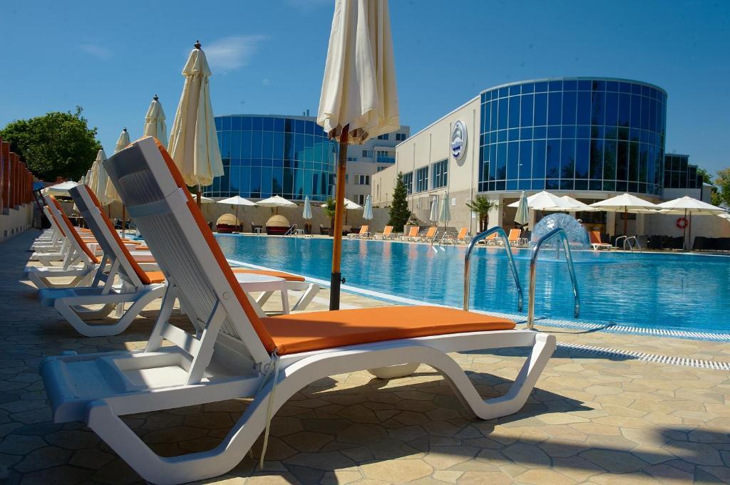 Grand-Marine Hotel & Spa Odesa Exterior photo