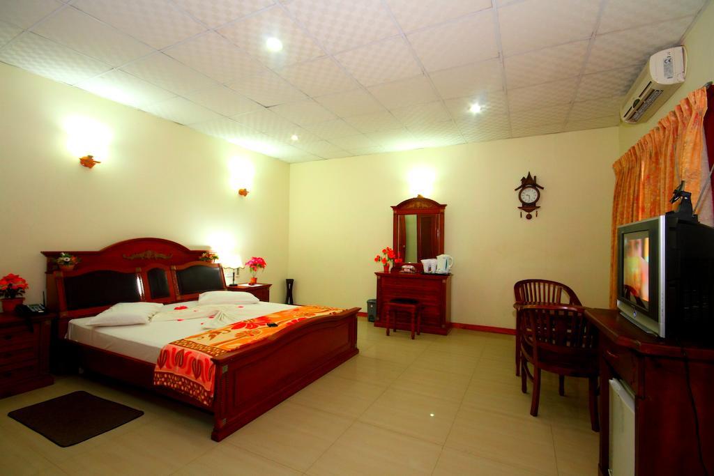 Delma Mount View Hotel Kandy Room photo