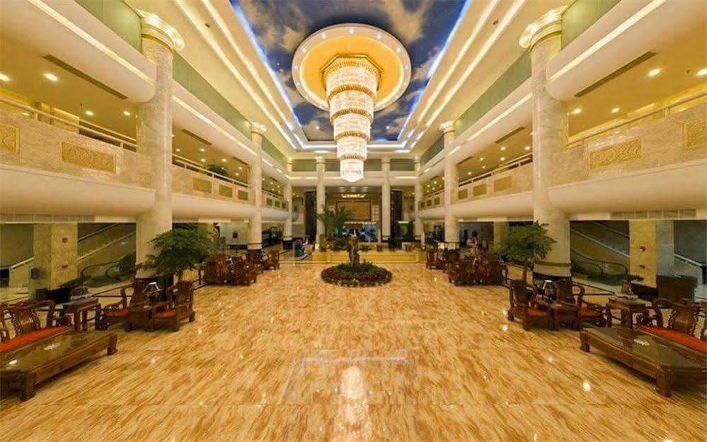 Regent Hotel Dali  Interior photo