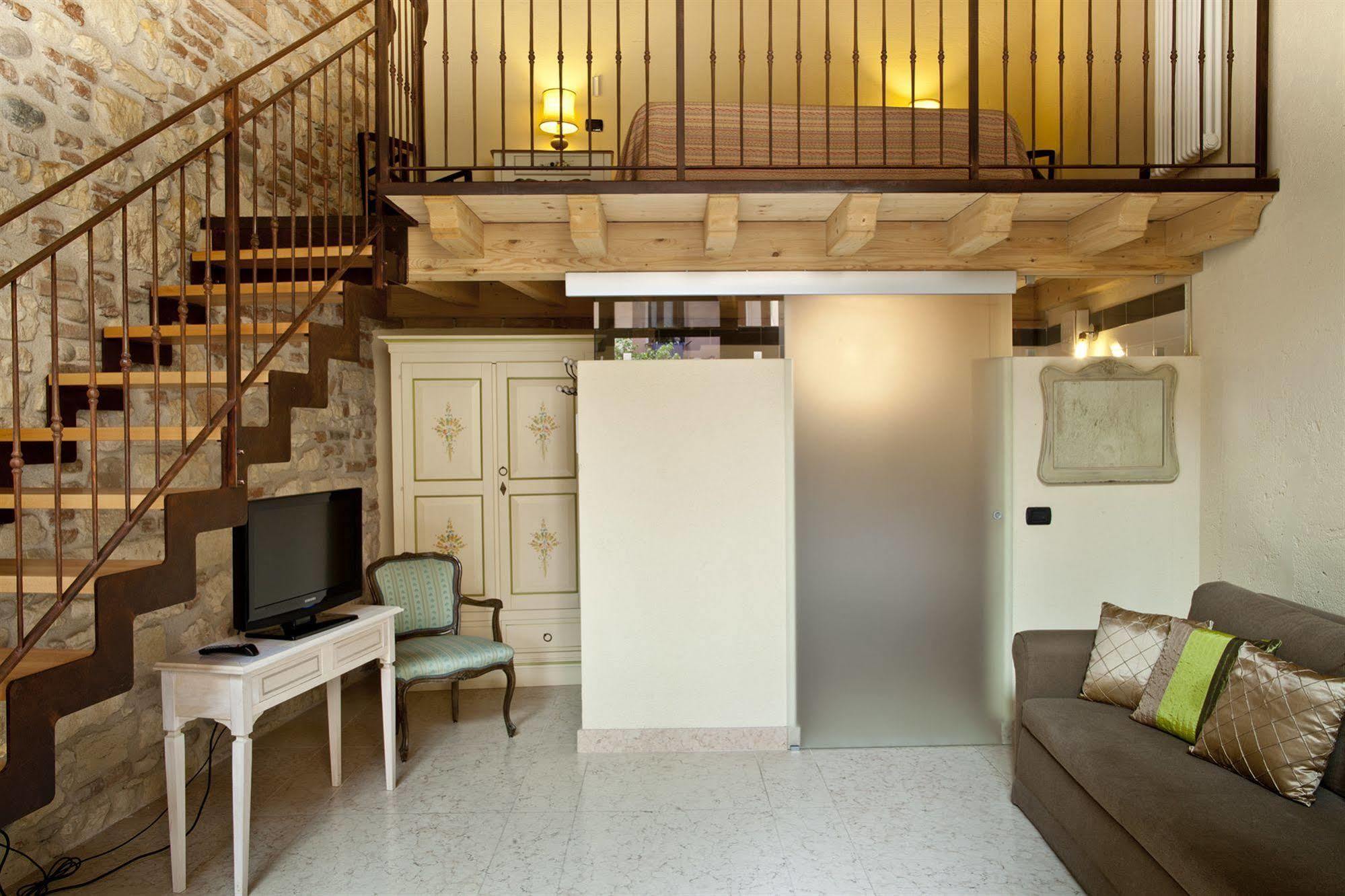 Boutique Hotel Scalzi - Adults Only Verona Exterior photo