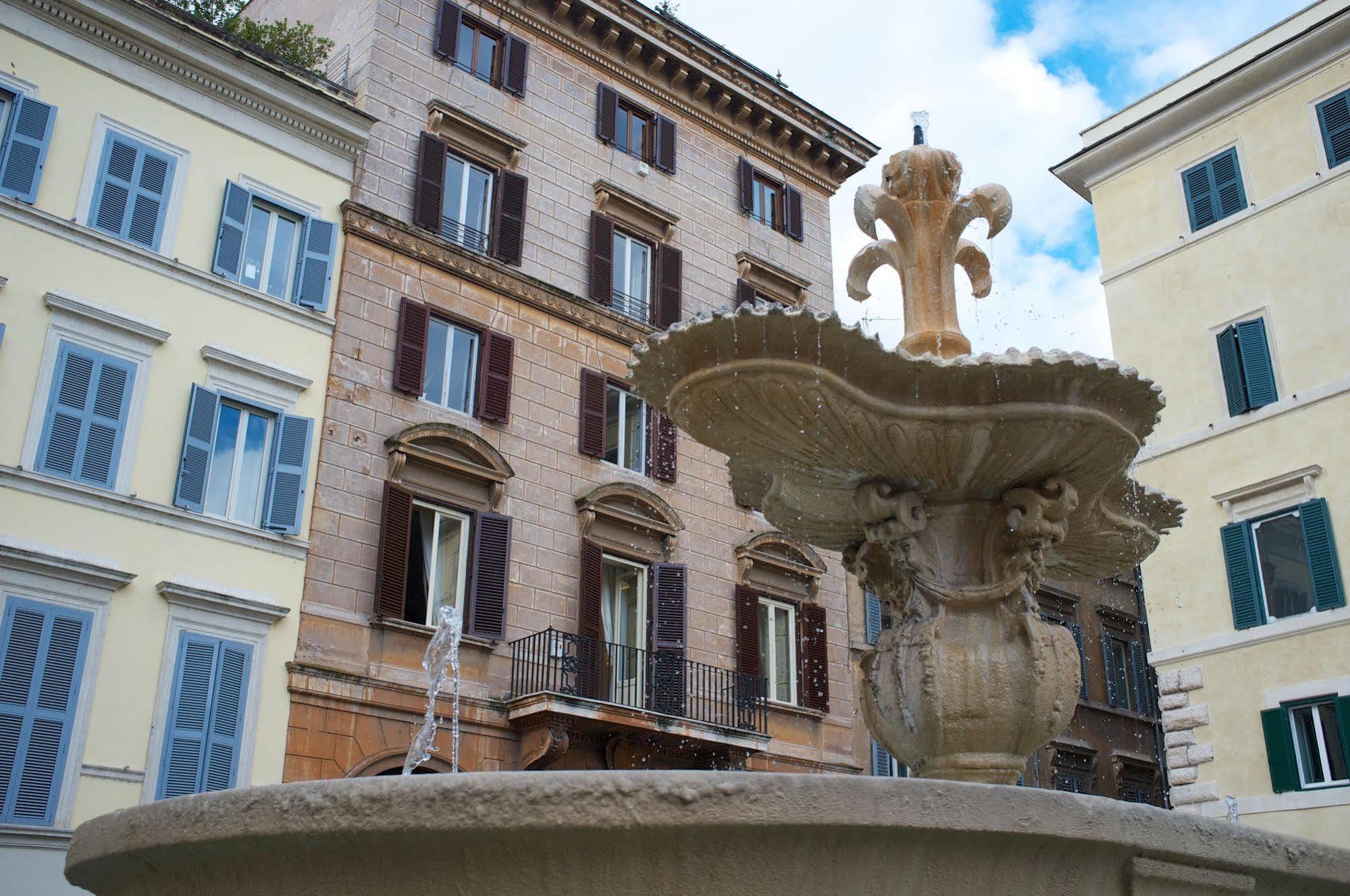 Piazza Farnese Luxury Suites Rome Exterior photo