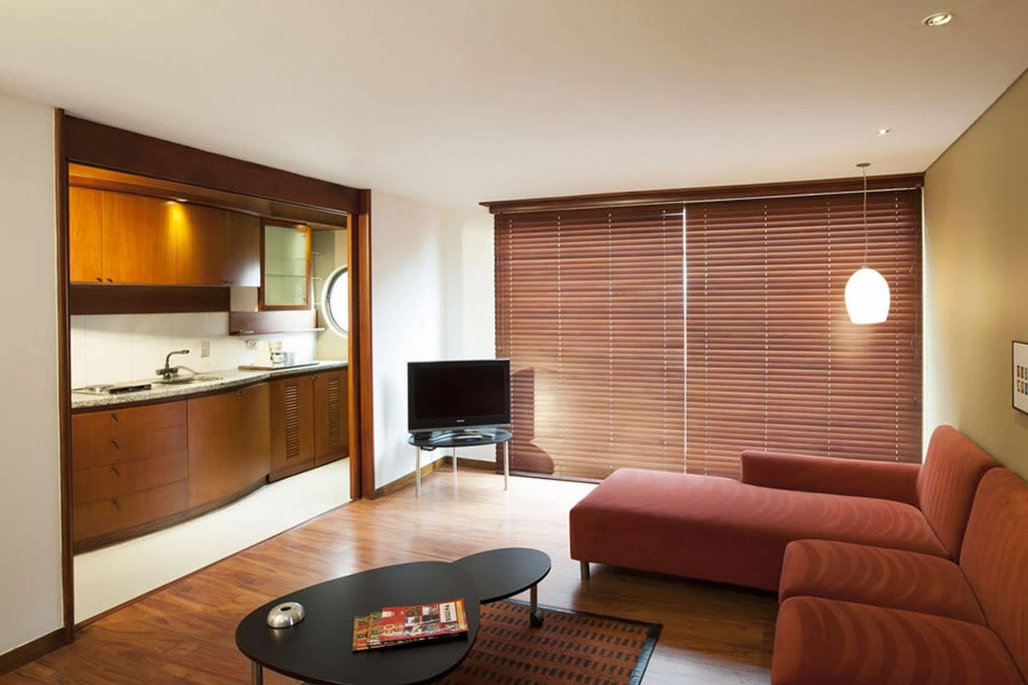 Hotel Lugano Suites Bogota Exterior photo