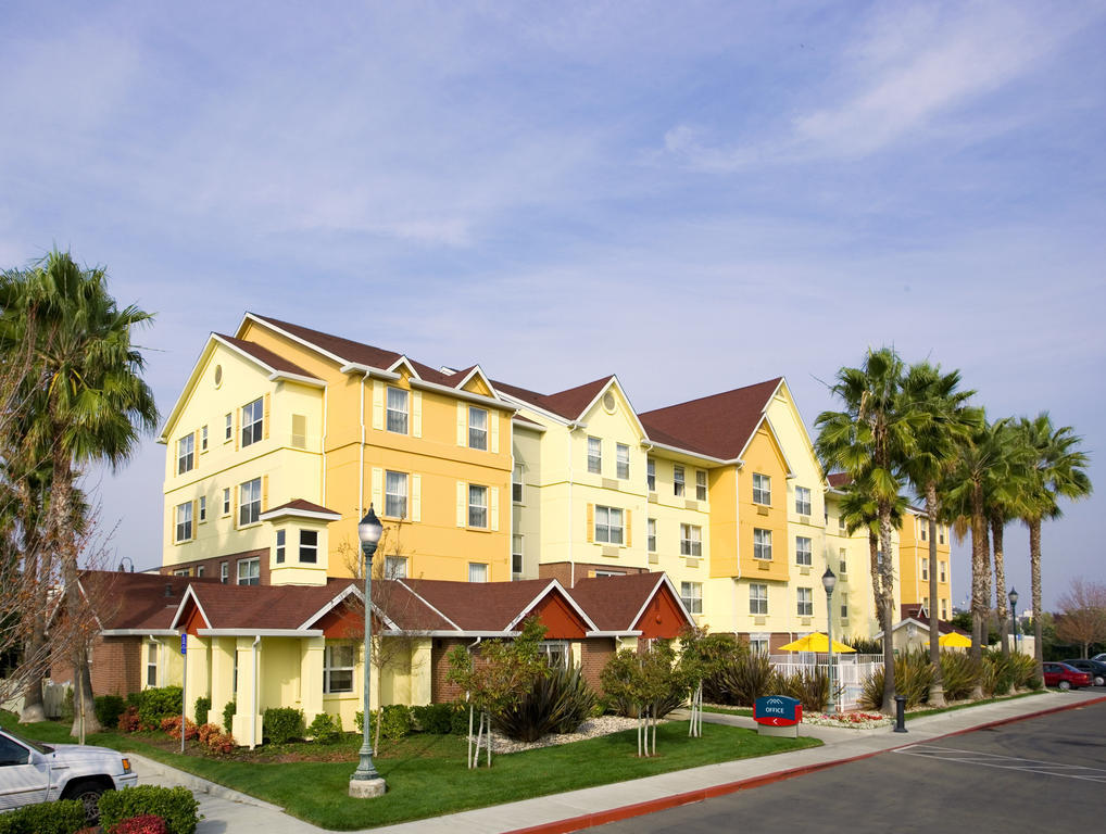Towneplace Suites Newark Silicon Valley Exterior photo