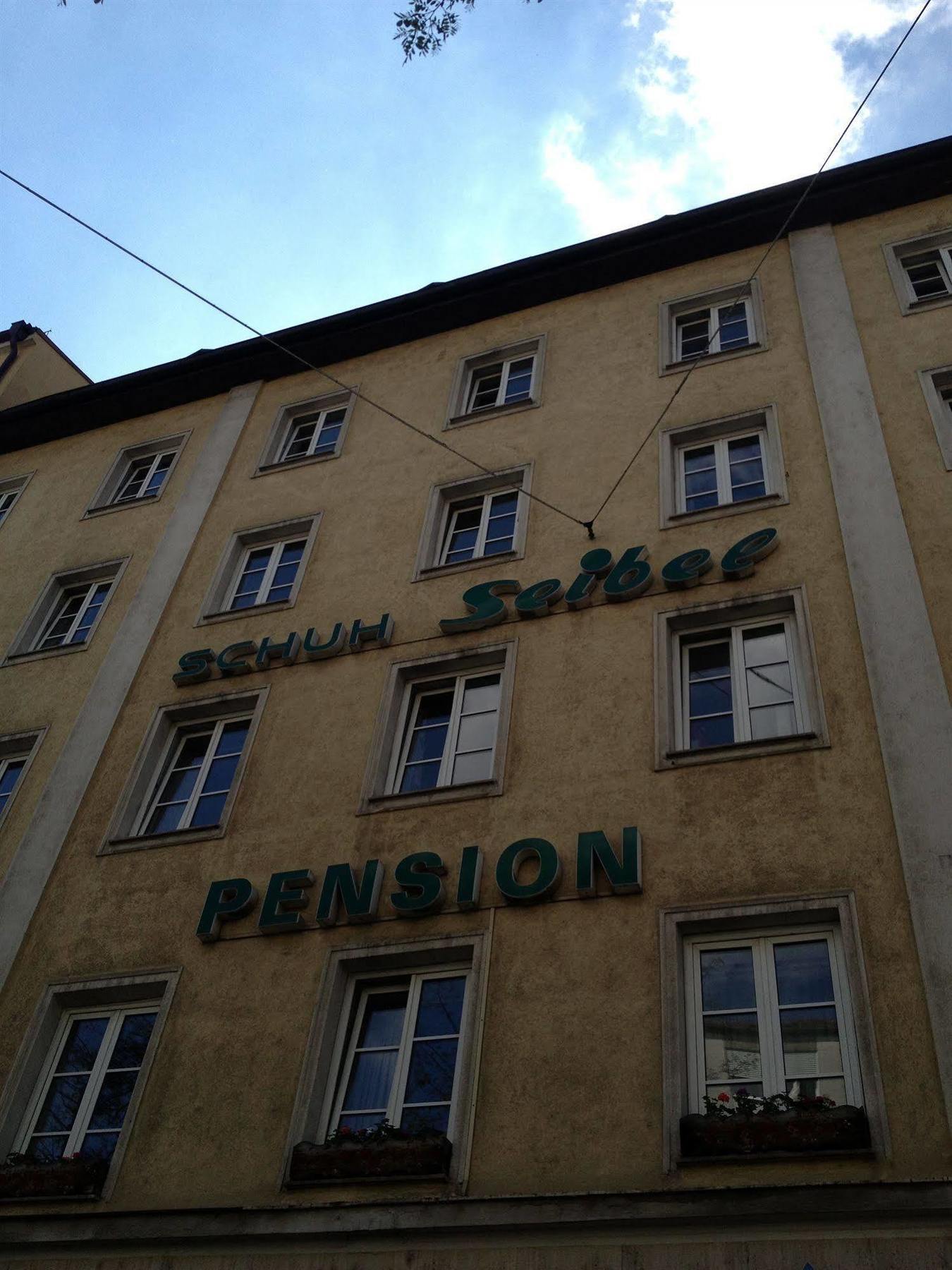 Pension Seibel Munich Exterior photo
