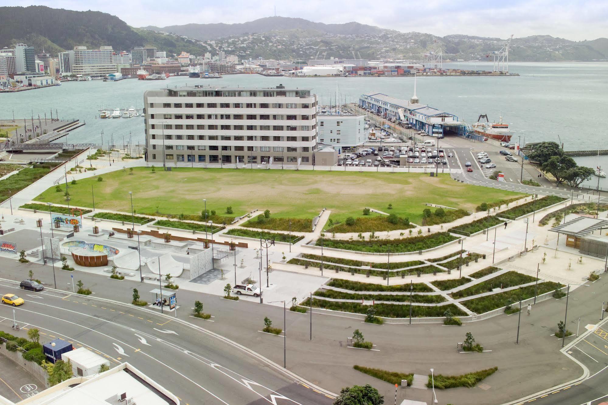 Bay Plaza Hotel Wellington Exterior photo