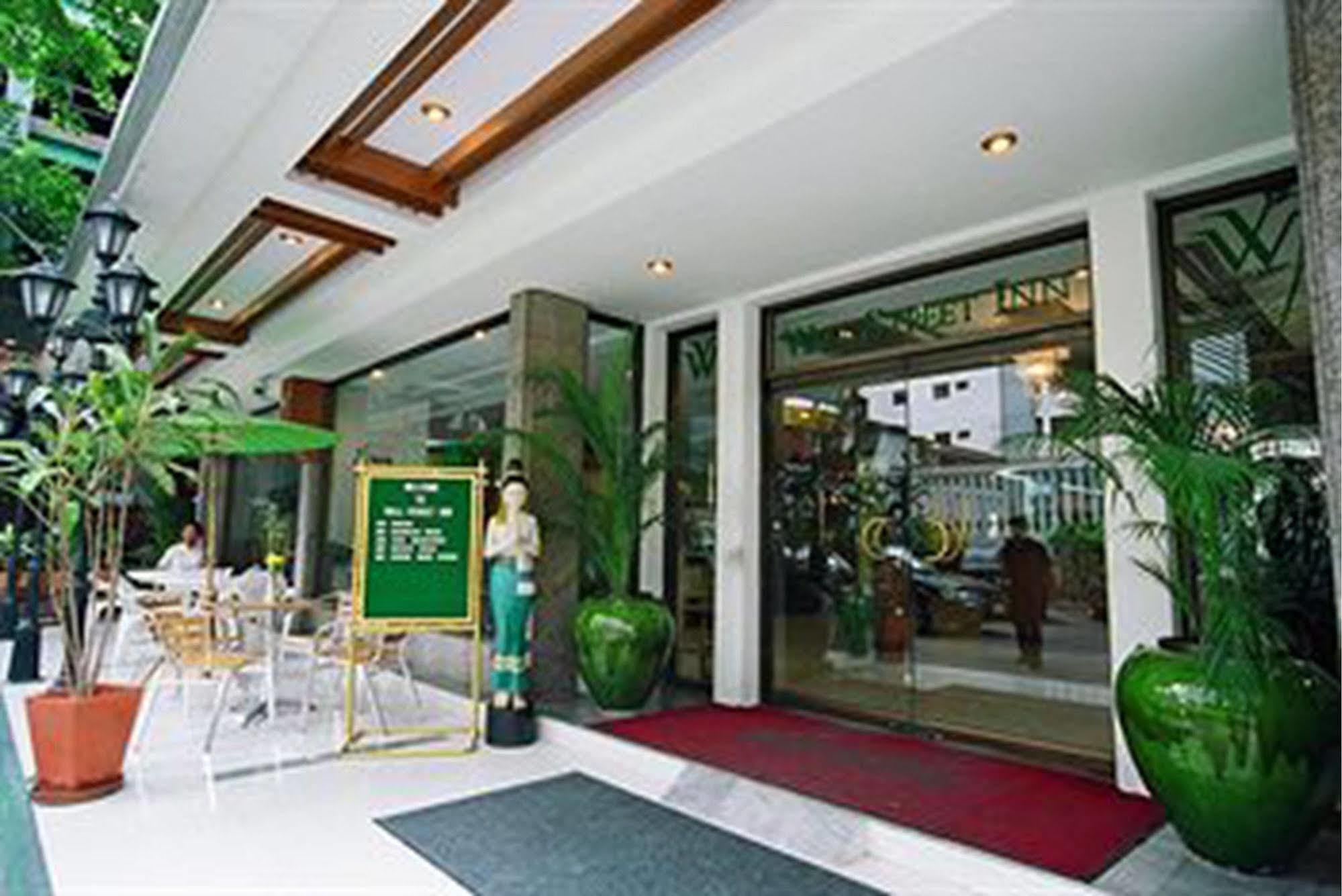 Wall Street Inn, Bangkok Exterior photo