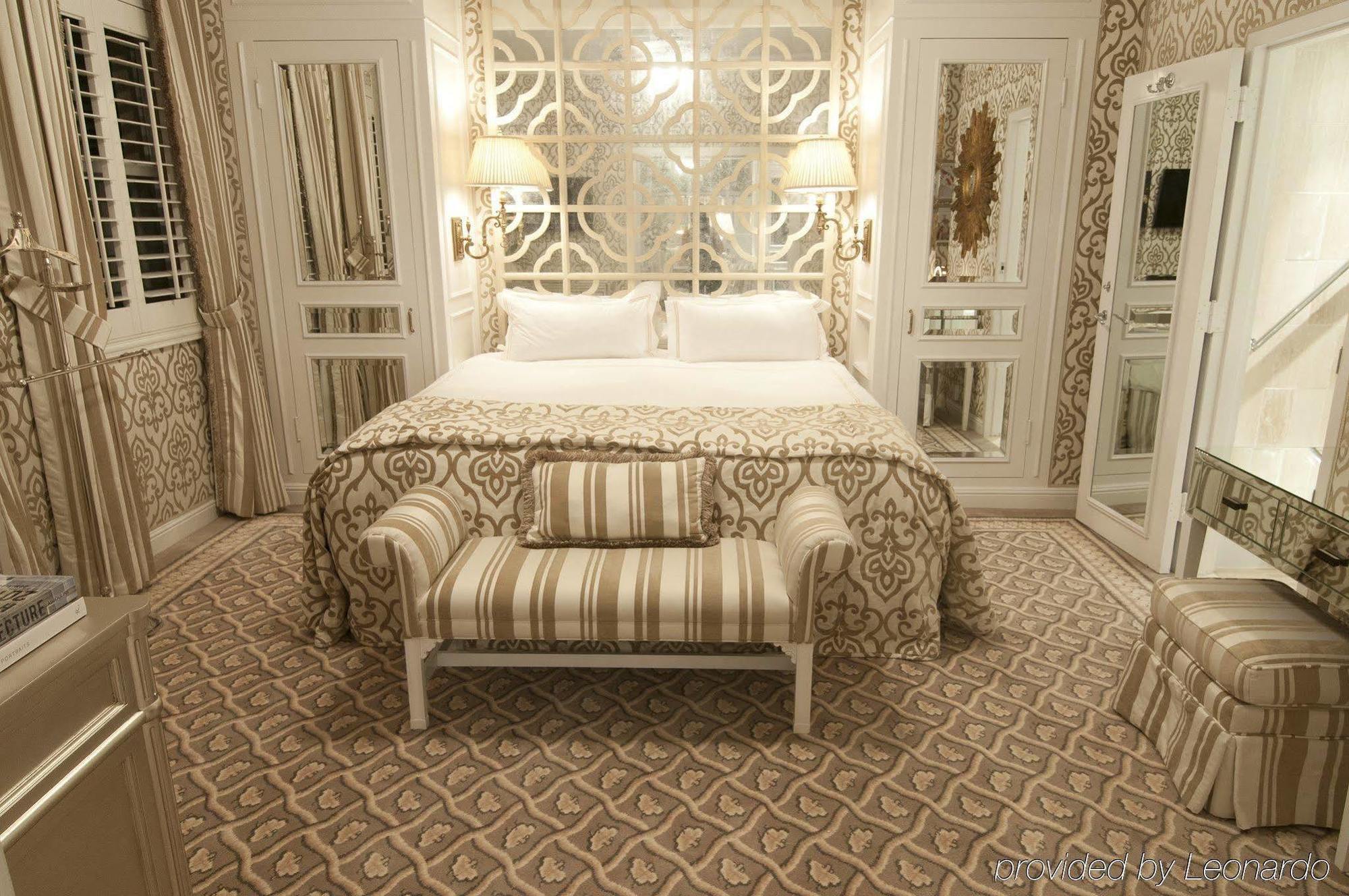 The Chesterfield Hotel Palm Beach Room photo