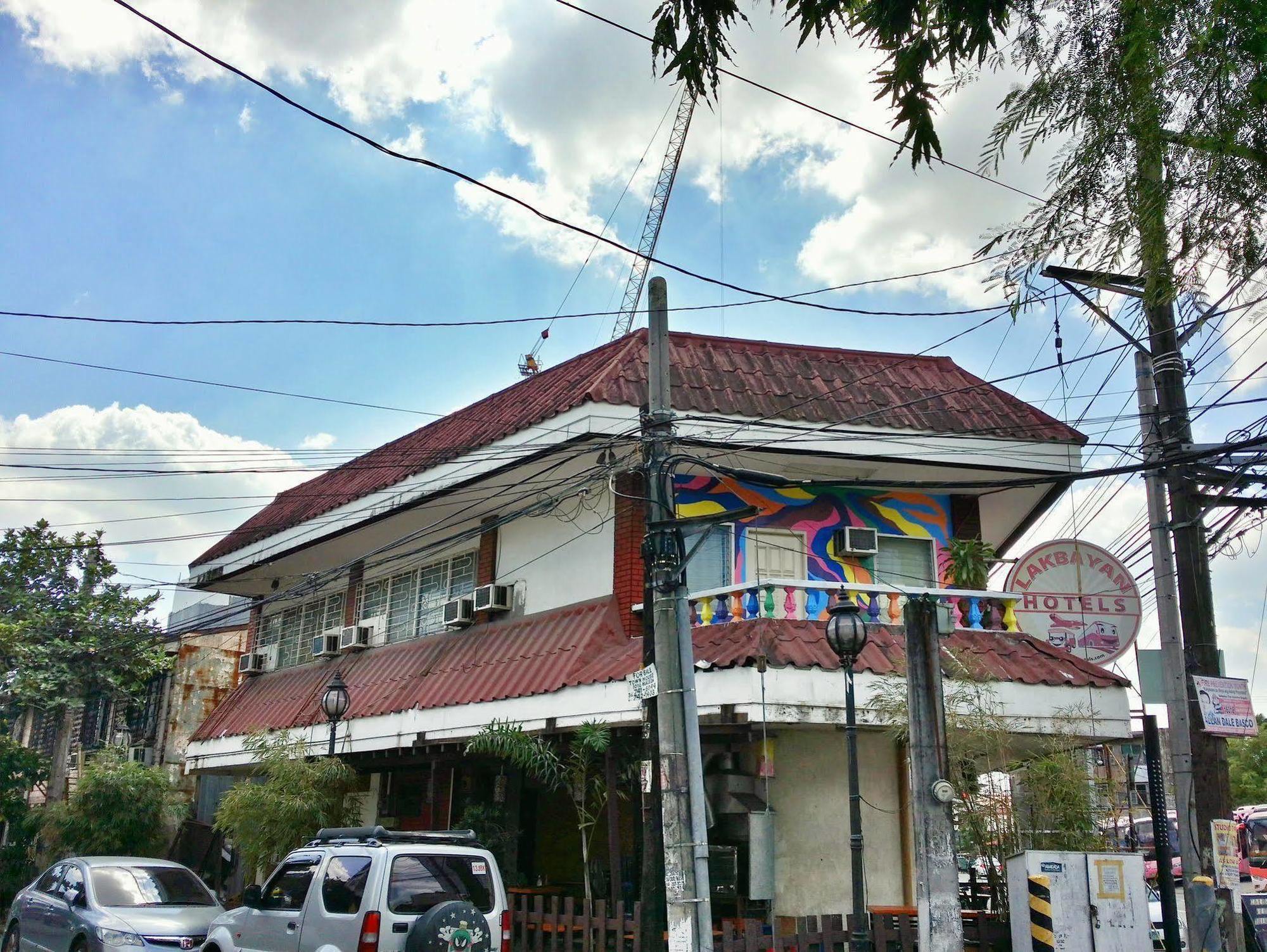 Lakbayan Manila Hotel Exterior photo