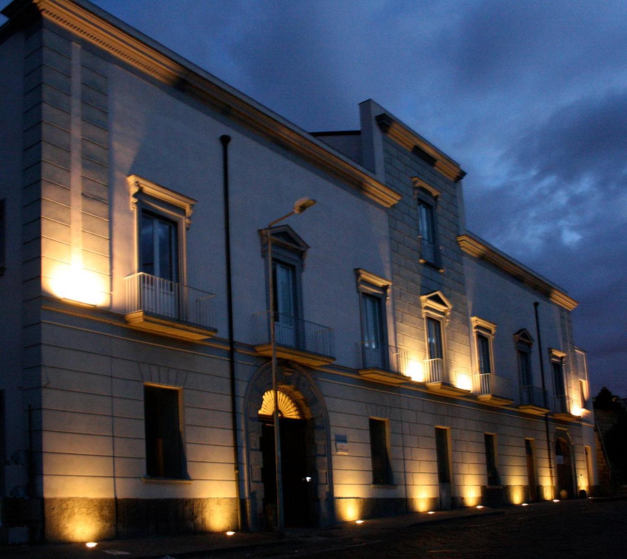 Villa Avellino Historic Residence Pozzuoli Exterior photo