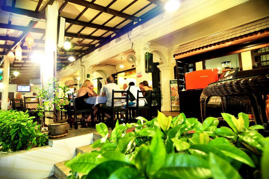 Phuket Heritage Hotel Karon Exterior photo