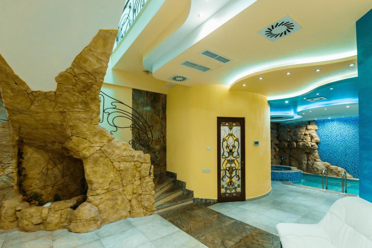 Spa Hotel Grace Forum Yerevan Exterior photo