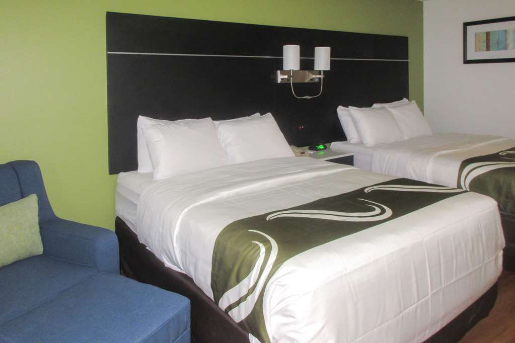 Quality Inn Coraopolis Room photo