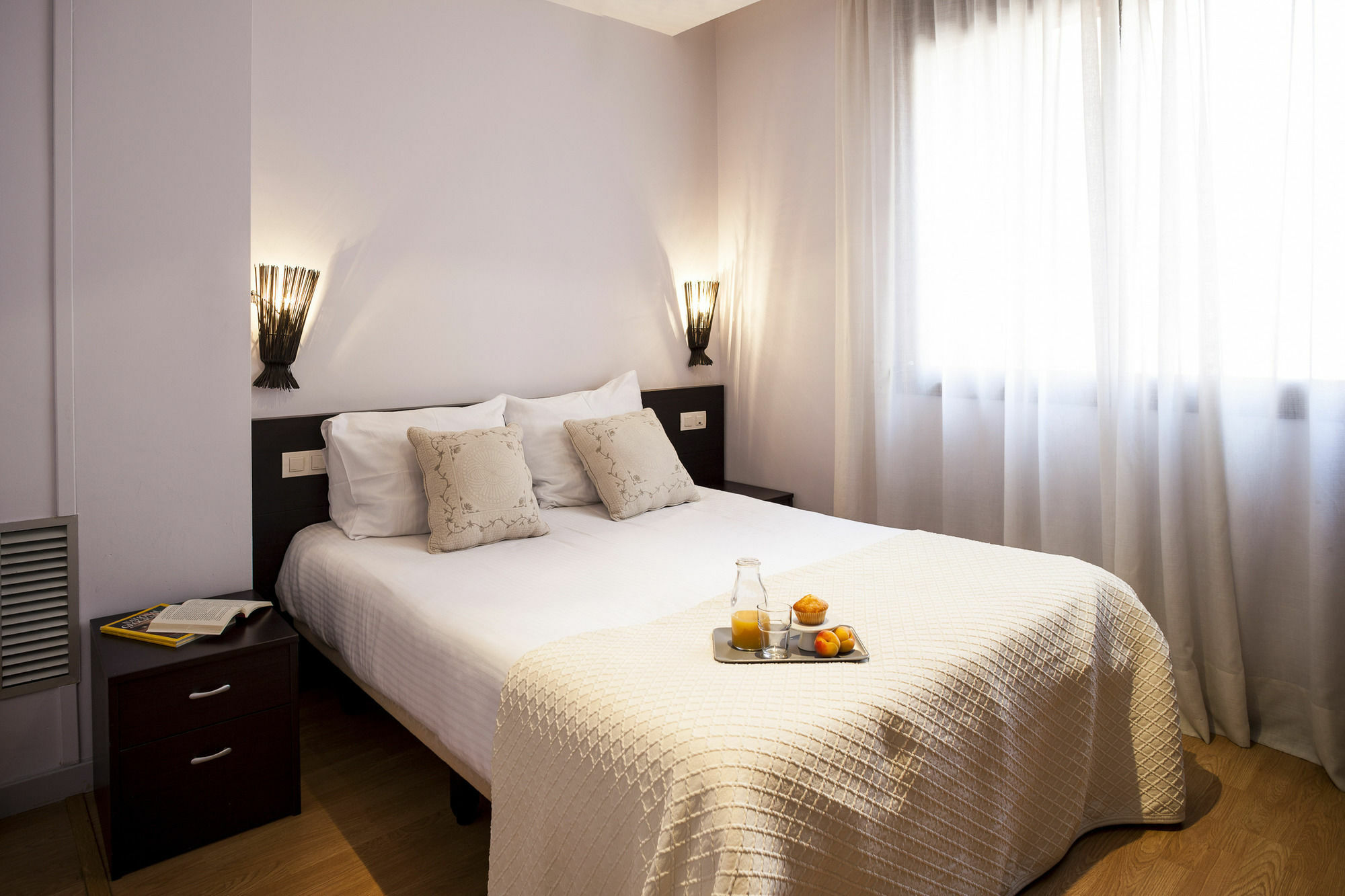 Short Stay Group Camp Nou Serviced Apartments Barcelona Exterior photo