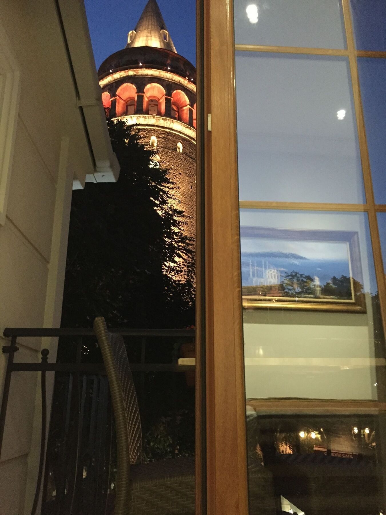 Art Nouveau Galata Istanbul Exterior photo