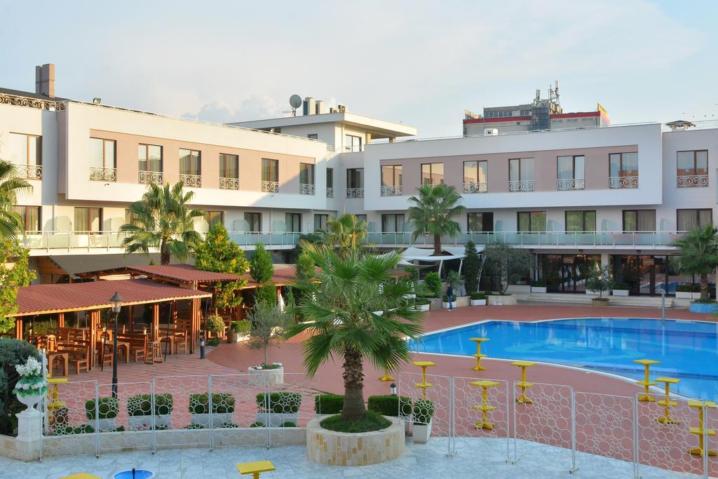 Hotel Stela City Center Tirana Exterior photo