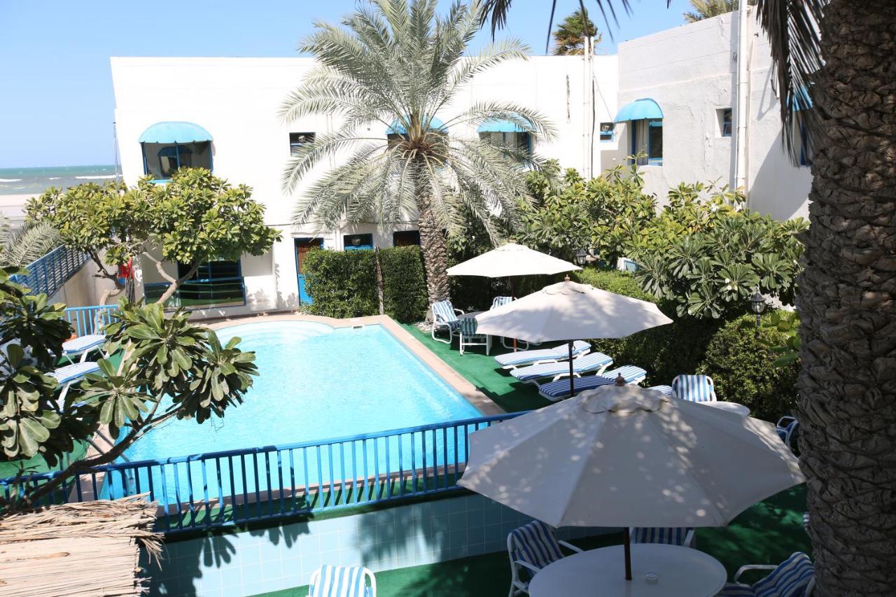 Al Corniche Hotel Sharjah Exterior photo