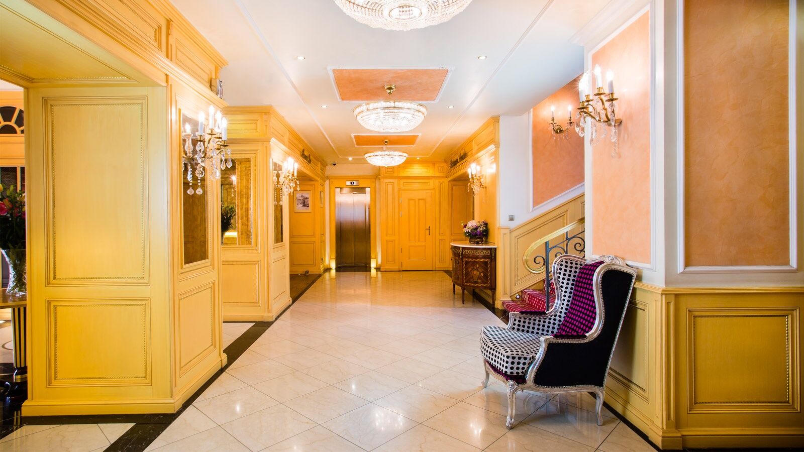 Luxury Family Hotel Royal Palace Prague Interior photo