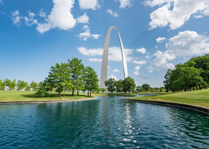 Gateway Arch photo