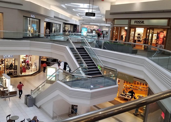 Woodfield Mall photo