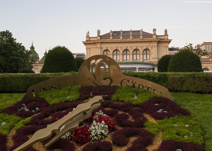 Stadtpark Birding Stadtpark, Vienna | The Natural Traveller photo