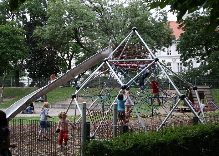 Stadtpark Stadtpark Vienna | PlayGroundology photo