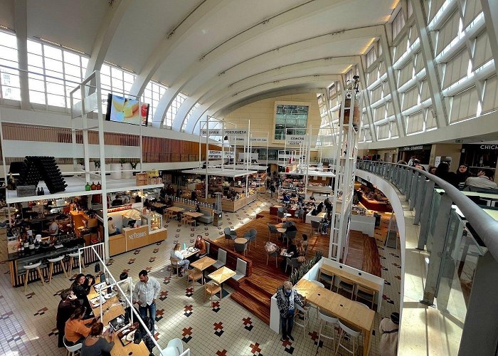 Bom Sucesso Market Mercado Bom Sucesso: A Work-Friendly Place in Porto photo