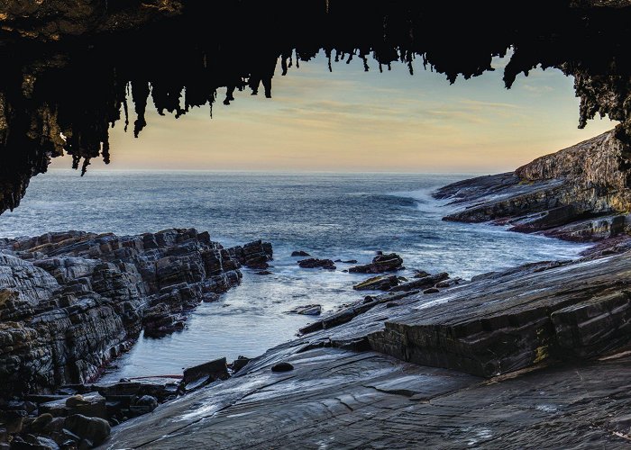 Admirals Arch Kangaroo Island - Australian Geographic photo