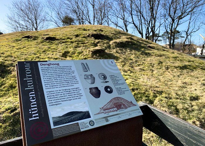 Großsteingrab "Denghoog" Hünengräber in Wenningstedt-Braderup photo