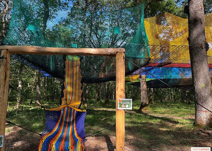 Espace Rambouillet Giant trampolines await you at Espace Rambouillet, in the Emile l ... photo