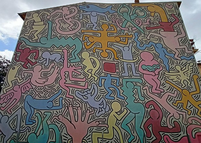 Tuttomondo Mural Tuttomondo by Keith Haring - Street Art Cities photo