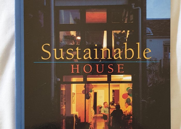 Michael Mobbs Sustainable House Sustainable House by Michael Mobbs – Morgan's Rare Books photo