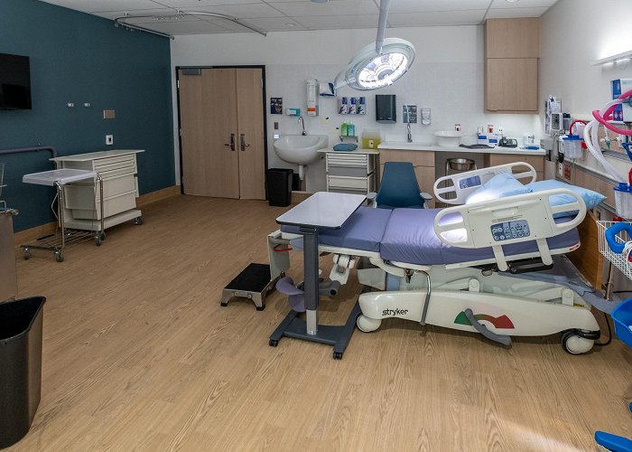 BC Women's Hospital & Health Centre 10 new single room birthing suites open at BC Women's Hospital photo