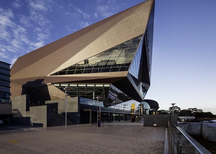 Adelaide Convention Centre Adelaide Convention Centre Redevelopment Stage 2 | Woods Bagot photo