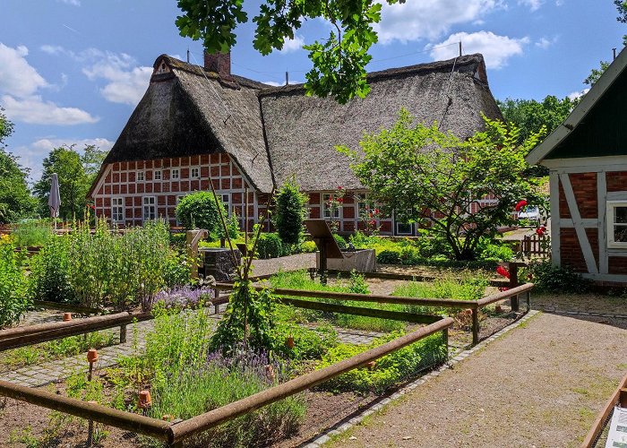 Natur- und Erlebnispark Bremervörde Apotheker- und Bauerngarten im Natur- und Erlebnispark Bremervörde photo