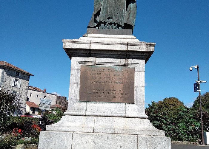 Muséum des Volcans Statue Du Pape Gerbert À Aurillac - All You Need to Know BEFORE ... photo