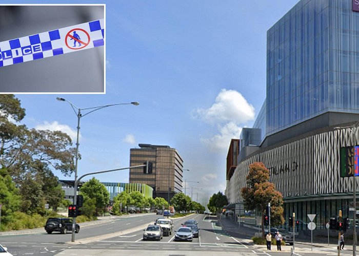 Eastland Shopping Centre Maroondah Highway at Ringwood closed after suspicious package ... photo