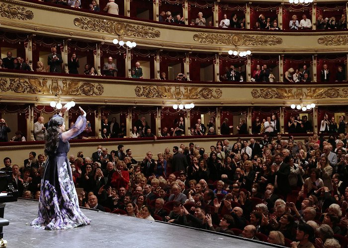 La Scala Anna Netrebko / Elena Bashkirova - Teatro alla Scala photo