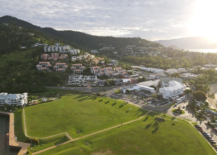 Airlie Beach photo