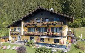 Kamenhof Aparthotel Weissensee Exterior photo