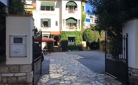 La Marjolaine Hotel Juan-les-Pins Exterior photo